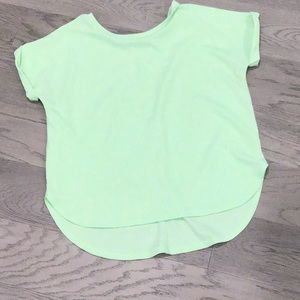 Simple solid Ross back shirt